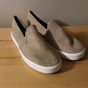 Vince Suede Tan Slip-On Shoes Sz 9.5 M